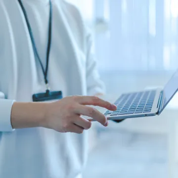 未経験でシステムエンジニア(SE)になるのは難しい?やるべきことと失敗しない企業選びの画像
